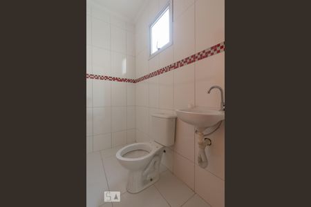 Banheiro de apartamento para alugar com 2 quartos, 76m² em Vila Príncipe de Gales, Santo André