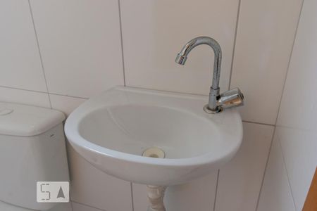 Banheiro de apartamento para alugar com 2 quartos, 76m² em Vila Príncipe de Gales, Santo André