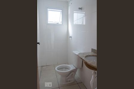 Banheiro de apartamento para alugar com 1 quarto, 38m² em Vila Guilhermina, São Paulo