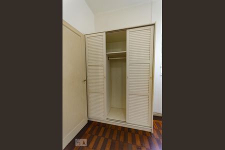Apartamento para alugar com 80m², 2 quartos e sem vaga Apartamento para alugar com 80m², 2 quartos e sem vagaQuarto - Armários