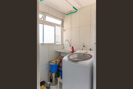 Apartamento à venda com 80m², 3 quartos e 1 vagaÁrea de Serviço