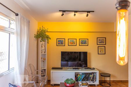 Sala de apartamento à venda com 3 quartos, 80m² em Vila Gumercindo, São Paulo