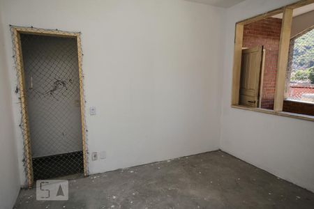 Casa de condomínio à venda com 250m², 8 quartos e 1 vaga Casa de condomínio à venda com 250m², 8 quartos e 1 vagaQuarto 5