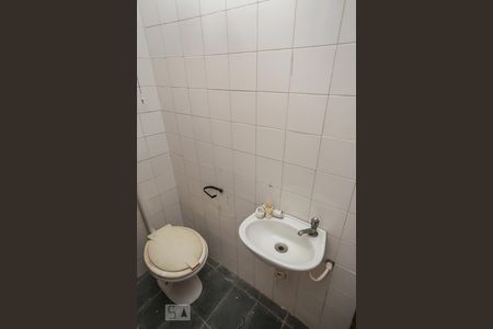 Casa de condomínio à venda com 250m², 8 quartos e 1 vaga Casa de condomínio à venda com 250m², 8 quartos e 1 vagaBanheiro Terraço