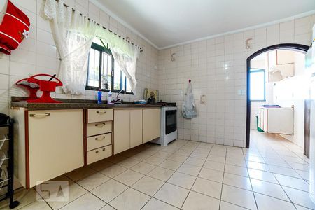 Casa à venda com 250m², 3 quartos e 6 vagasCozinha