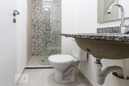 Banheiro de apartamento para alugar com 1 quarto, 36m² em Brás, São Paulo