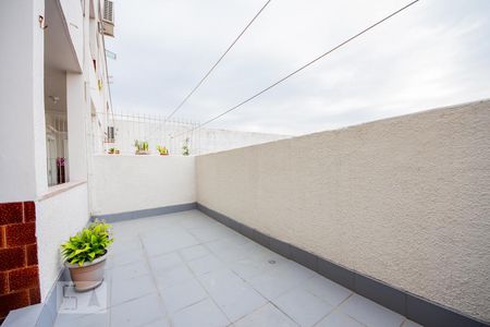 Apartamento para alugar com 100m², 3 quartos e sem vaga Apartamento para alugar com 100m², 3 quartos e sem vagaVaranda da Sala