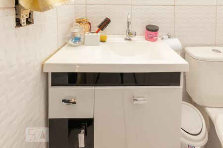 Apartamento à venda com 53m², 2 quartos e 1 vaga Apartamento à venda com 53m², 2 quartos e 1 vagaBanheiro