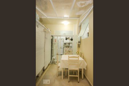 Apartamento à venda com 85m², 2 quartos e sem vaga Apartamento à venda com 85m², 2 quartos e sem vagaVaranda