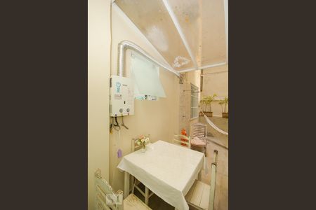 Apartamento à venda com 85m², 2 quartos e sem vaga Apartamento à venda com 85m², 2 quartos e sem vagaVaranda