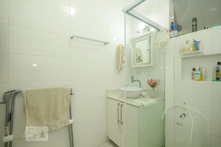 Apartamento à venda com 85m², 2 quartos e sem vaga Apartamento à venda com 85m², 2 quartos e sem vagaBanheiro