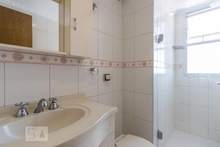 Apartamento para alugar com 70m², 2 quartos e 1 vaga Apartamento para alugar com 70m², 2 quartos e 1 vagaBanheiro