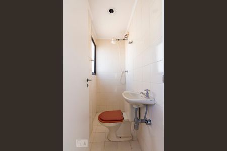 Apartamento à venda com 148m², 3 quartos e 2 vagasBanheiro de Serviço