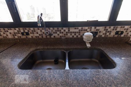 Apartamento à venda com 148m², 3 quartos e 2 vagasCozinha