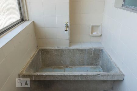 Área de serviço de apartamento para alugar com 3 quartos, 94m² em Cambuci, São Paulo