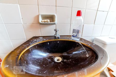 Casa à venda com 250m², 1 quarto e sem vagaBanheiro 2