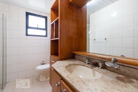 Apartamento para alugar com 100m², 3 quartos e 2 vagasBanheiro da Suite