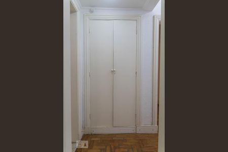 Corredor - Armário de apartamento para alugar com 2 quartos, 100m² em Santa Cecília, São Paulo