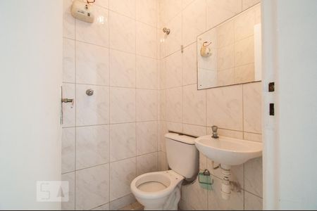 Casa à venda com 600m², 3 quartos e 5 vagasBanheiro de Serviço