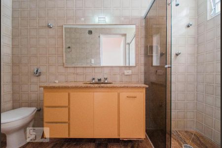 Casa para alugar com 600m², 3 quartos e 5 vagasBanheiro da Suíte 1