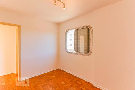 Quarto de apartamento à venda com 1 quarto, 42m² em Vila Alexandria, São Paulo