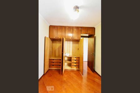 Apartamento para alugar com 77m², 2 quartos e 1 vagaQuarto 02