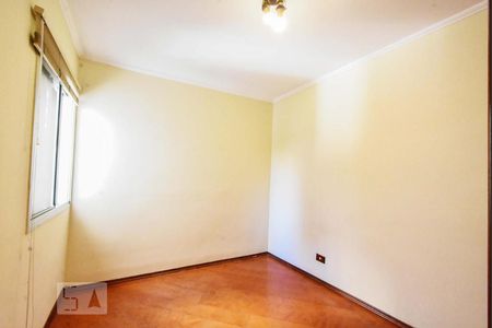 Apartamento para alugar com 77m², 2 quartos e 1 vagaQuarto 02