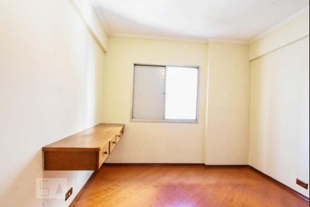 Apartamento para alugar com 77m², 2 quartos e 1 vagaQuarto 01