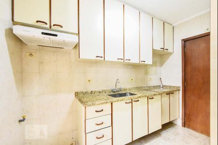 Apartamento para alugar com 77m², 2 quartos e 1 vagaCozinha