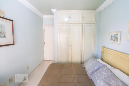 Apartamento à venda com 200m², 3 quartos e 3 vagas Apartamento à venda com 200m², 3 quartos e 3 vagasQuarto 01