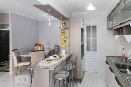 Apartamento à venda com 52m², 2 quartos e 1 vagaCozinha