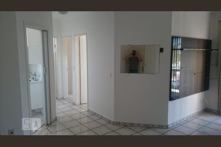 Sala de apartamento para alugar com 2 quartos, 58m² em Piratininga, Osasco
