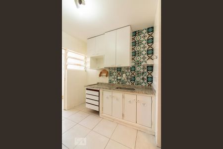 Apartamento à venda com 75m², 2 quartos e sem vaga Apartamento à venda com 75m², 2 quartos e sem vagaCozinha