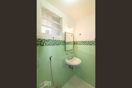 Apartamento à venda com 75m², 2 quartos e sem vaga Apartamento à venda com 75m², 2 quartos e sem vagaBanheiro