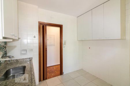 Apartamento à venda com 75m², 2 quartos e sem vaga Apartamento à venda com 75m², 2 quartos e sem vagaCozinha