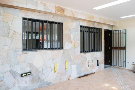 Casa à venda com 100m², 2 quartos e 2 vagasGARAGEM