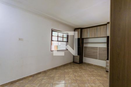 Casa à venda com 250m², 4 quartos e 3 vagas Casa à venda com 250m², 4 quartos e 3 vagasSuíte