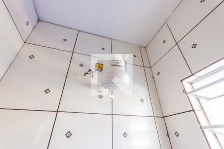 Casa à venda com 250m², 4 quartos e 3 vagas Casa à venda com 250m², 4 quartos e 3 vagasChuveiro