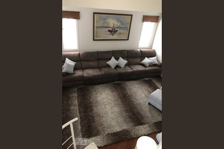 Casa à venda com 300m², 4 quartos e 4 vagasSala