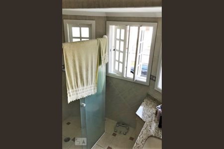 Casa à venda com 300m², 4 quartos e 4 vagasBanheiro