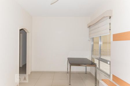 Sala de apartamento para alugar com 2 quartos, 67m² em Grajaú, Rio de Janeiro