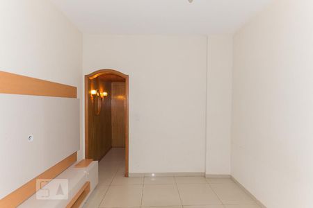Apartamento à venda com 67m², 2 quartos e 1 vaga Apartamento à venda com 67m², 2 quartos e 1 vagaSala