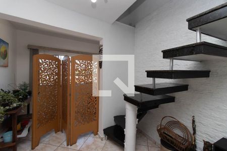 Casa à venda com 200m², 3 quartos e 3 vagasEntrada