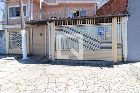Casa à venda com 200m², 3 quartos e 3 vagasFachada