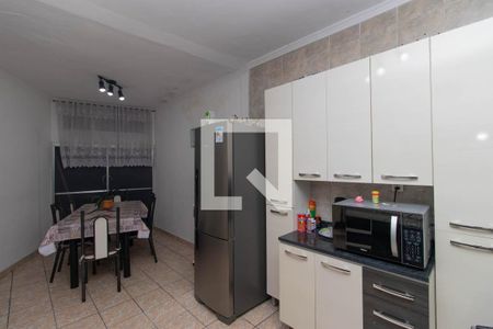 Casa à venda com 200m², 3 quartos e 3 vagasCozinha