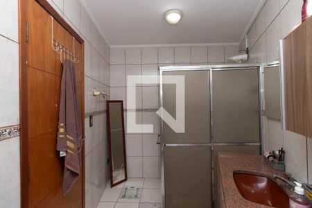 Casa à venda com 200m², 3 quartos e 3 vagasBanheiro da Suíte