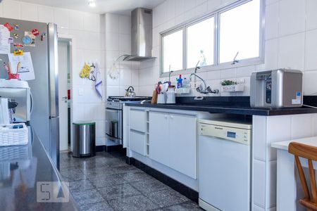 Cozinha de apartamento à venda com 4 quartos, 158m² em Jardim da Saúde, São Paulo
