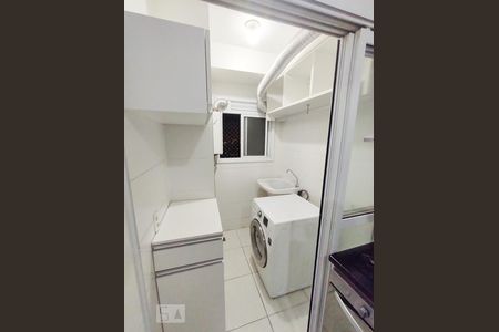 Apartamento para alugar com 56m², 2 quartos e 1 vagaÁrea de Serviço