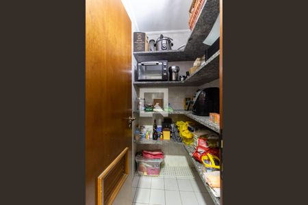 Apartamento à venda com 145m², 4 quartos e 2 vagasDispensa 