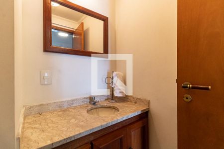 Apartamento à venda com 145m², 4 quartos e 2 vagasLavabo